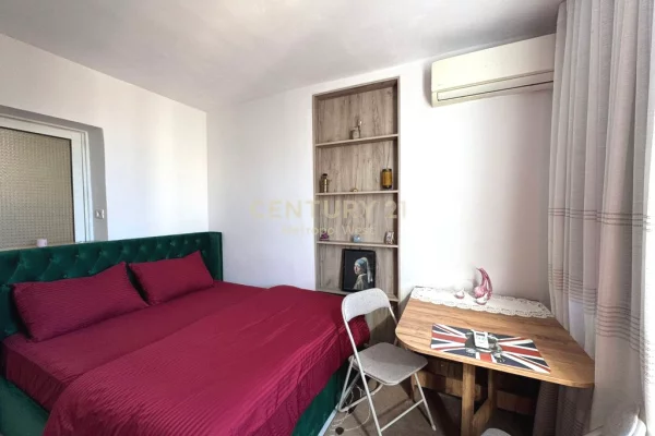 Shtepi me qera Apartament ne Tirane, Garsoniere, Mobilimi E mobiluar, Pagesa 450  Euro.