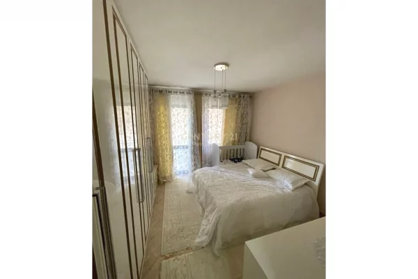 Shtepi me qera Apartament ne Tirane, 1+1, Mobilimi E mobiluar, Pagesa 500  Euro.