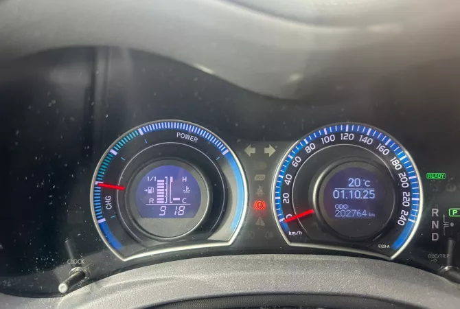 Cars for sale in Tirana, Toyota, 2011 Benzine,Kambio Automatik Payment 8,000  Euro.