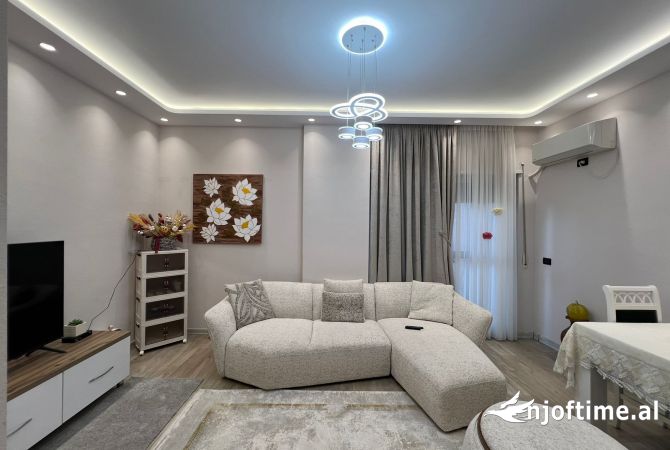 Shtepi ne shitje 1+1 ne Tirane - 170,000 Euro