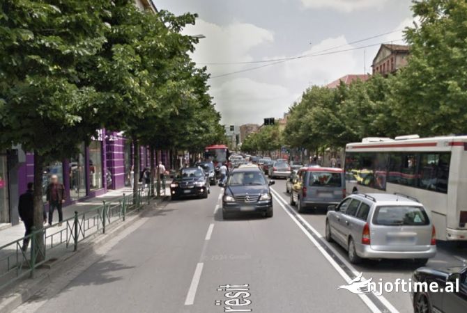 Ambient biznesi me qera 1+1 ne Tirane - 4,000 Euro
