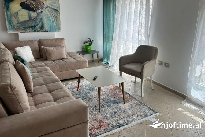 Shtepi me qera 1+1 ne Tirane - 550 Euro