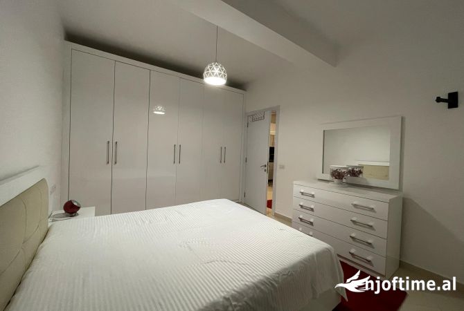 Shtepi me qera 2+1 ne Tirane - 600 Euro