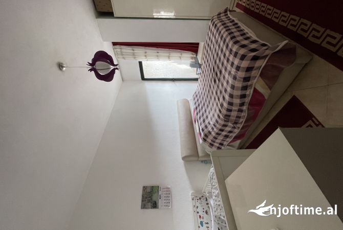 Shtepi ne shitje 1+1 ne Tirane - 102,000 Euro