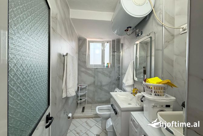 Shtepi me qera Apartament ne Tirane, 2+1, Mobilimi E mobiluar, Pagesa 600  Euro.