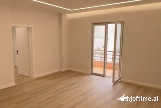 Shtepi ne shitje 1+1 ne Tirane - 125,000 Euro