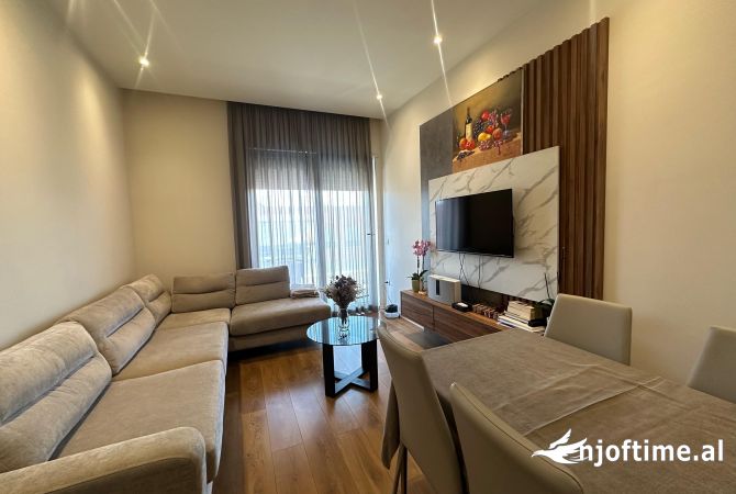 Shtepi me qera 1+1 ne Tirane - 750 Euro