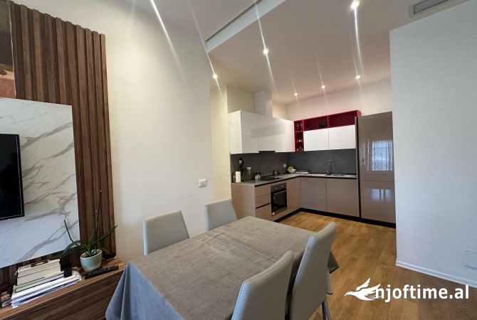 Shtepi me qera 1+1 ne Tirane - 750 Euro