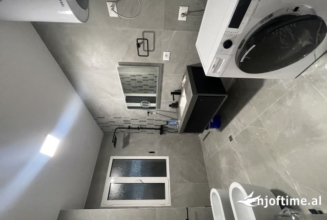 Shtepi ne shitje Apartament ne Tirane, 1+1, Mobilimi E mobiluar, Pagesa 120,000  Euro.
