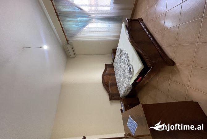 Shtepi me qera 2+1 ne Tirane - 350 Euro