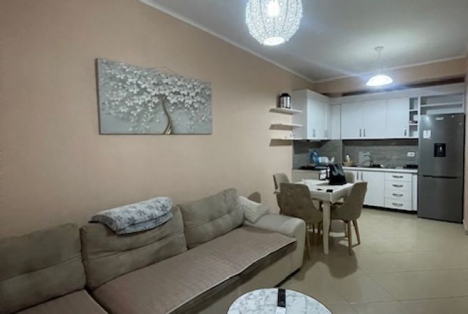 Shtepi ne shitje 1+1 ne Tirane - 115,000 Euro