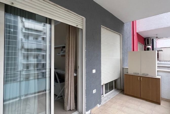 Shtepi ne shitje Apartament ne Tirane, 1+1, Mobilimi E mobiluar, Pagesa 115,000  Euro.