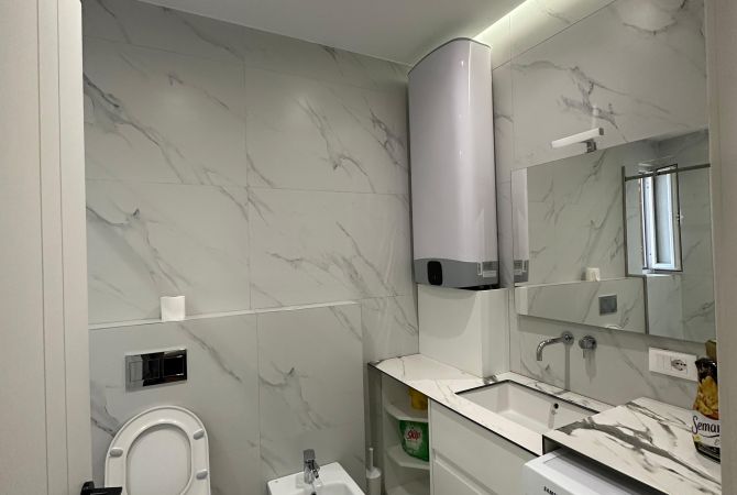 Shtepi me qera Apartament ne Tirane, 2+1, Mobilimi E mobiluar, Pagesa 800  Euro.