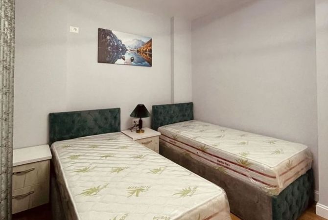 Shtepi me qera Apartament ne Tirane, 2+1, Mobilimi E mobiluar, Pagesa 690  Euro.