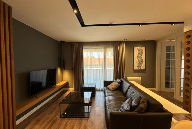 Shtepi me qera 2+1 ne Tirane - 1,500 Euro