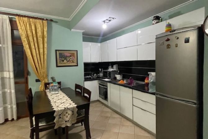 Shtepi ne shitje 2+1 ne Tirane - 252,000 Euro