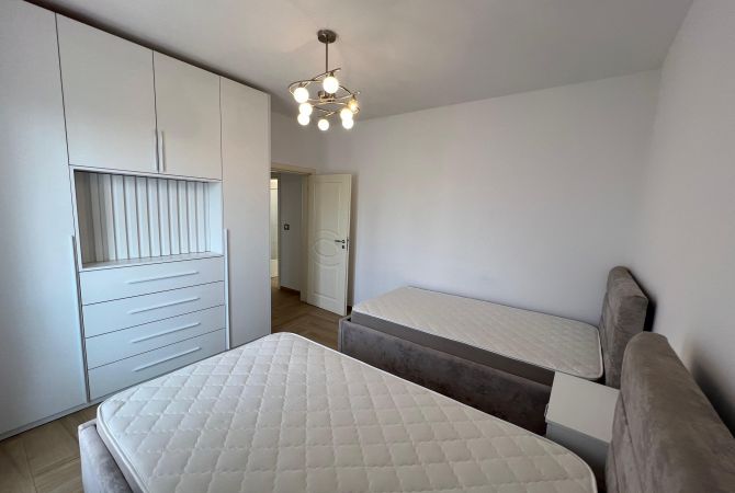 Shtepi me qera Apartament ne Tirane, 2+1, Mobilimi E mobiluar, Pagesa 900  Euro.
