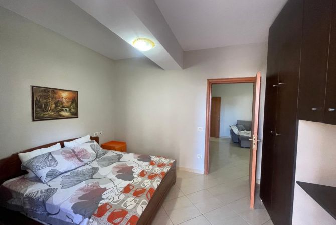 Shtepi me qera Apartament ne Tirane, 1+1, Mobilimi E mobiluar, Pagesa 500  Euro.