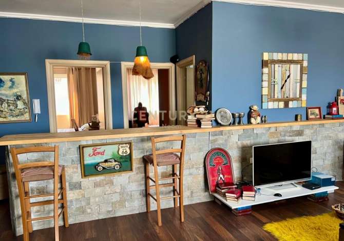 Shtepi ne shitje 2+1 ne Tirane - 180,000 Euro