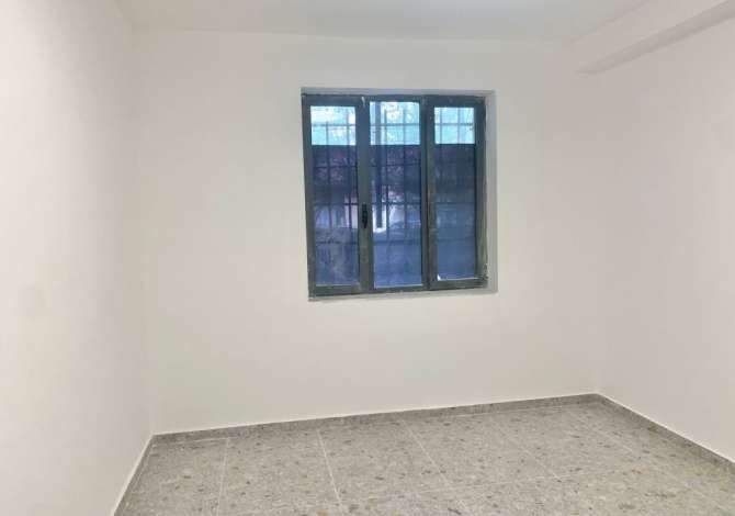 Ambient biznesi me qera 3+1 ne Tirane - 700 Euro