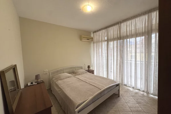 Shtepi me qera Apartament ne Tirane, 1+1, Mobilimi E mobiluar, Pagesa 55,000  Leke.