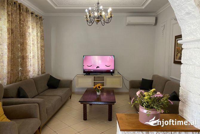 Shtepi me qera 3+1 ne Tirane - 40,000 Leke