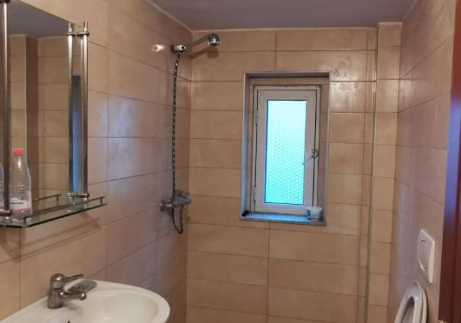 Apartament me Qera 2+1