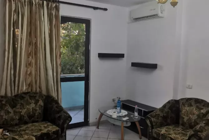 Shtepi me qera 2+1 ne Tirane - 50,000 Leke