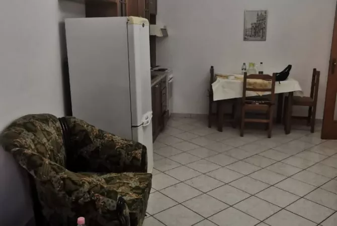 Casa in affitto 2+1 a Tirana - 50,000 Leke