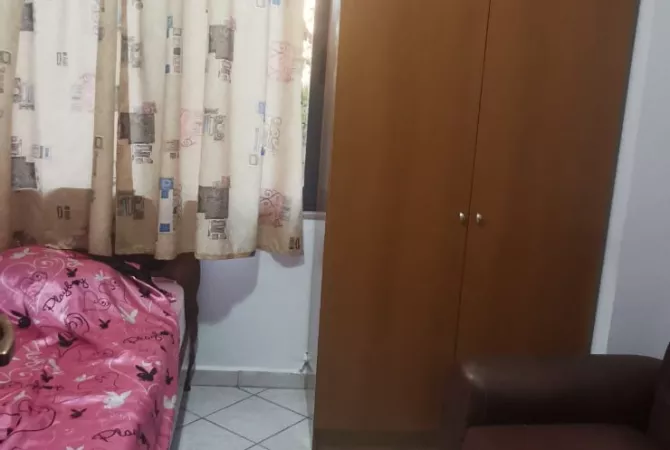 Shtepi me qera Apartament ne Tirane, 2+1, Mobilimi E mobiluar, Pagesa 50,000  Leke.