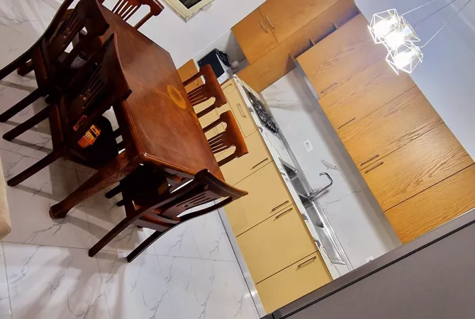 Shtepi me qera 3+1 ne Tirane - 600 Euro