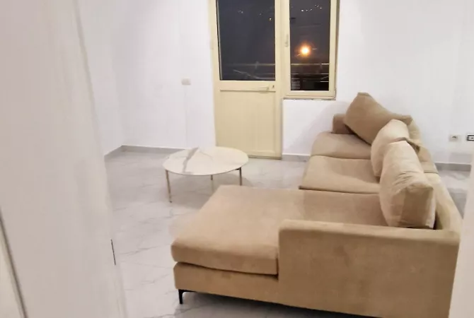 Shtepi me qera 3+1 ne Tirane - 600 Euro