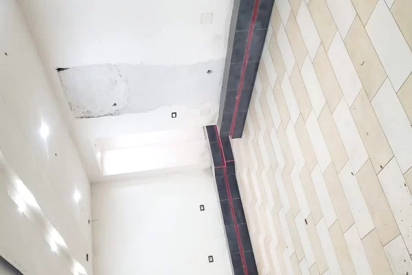 Ambient biznesi me qera 3+1 ne Tirane - 400 Euro