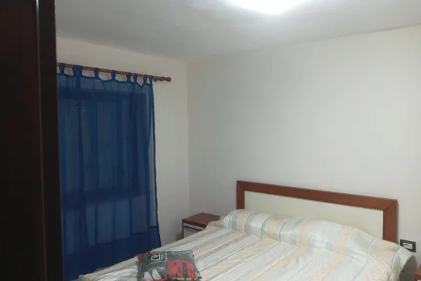 Shtepi me qera Apartament ne Tirane, 1+1, Mobilimi E mobiluar, Pagesa 50,000  Leke.