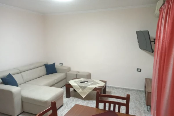 Shtepi me qera Apartament ne Tirane, 1+1, Mobilimi E mobiluar, Pagesa 50,000  Leke.