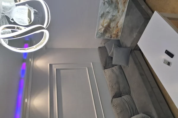 Shtepi me qera 1+1 ne Tirane - 40,000 Leke