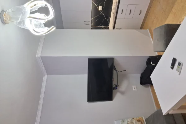 Shtepi me qera 1+1 ne Tirane - 40,000 Leke