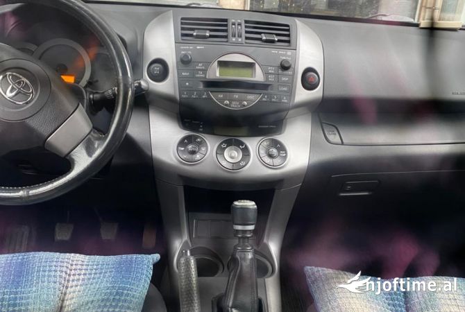 Cars for sale  in Tirana - 5,700 Euro