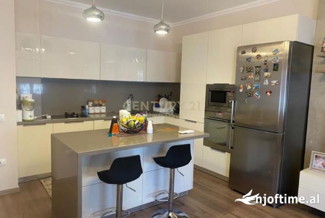 Shtepi ne shitje 3+1 ne Durres - 230,000 Euro
