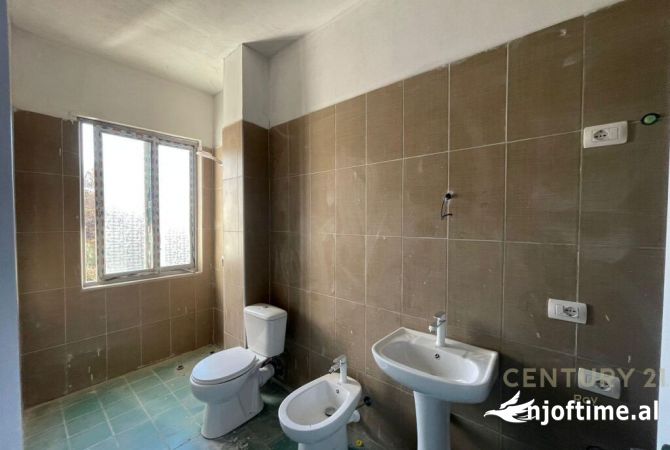 Shtepi ne shitje 2+1 ne Durres - 77,220 Euro