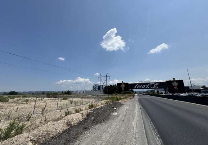 Truall ose Toke  ne Durres - 160,000 Euro