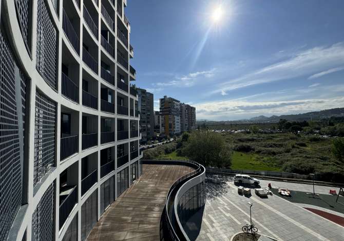 Ambient biznesi me qera 3+1 ne Tirane - 1,100 Euro