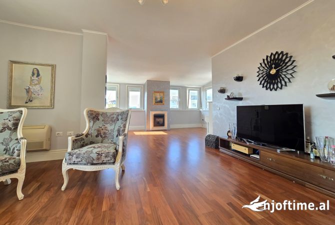 Shtepi ne shitje 4+1 ne Tirane - 380,000 Euro