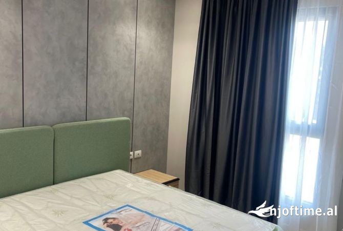 Shtepi ne shitje Apartament ne Tirane, 1+1, Mobilimi E mobiluar, Pagesa 104,000  Euro.