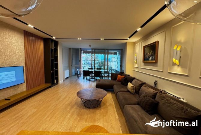 Shtepi me qera 2+1 ne Tirane - 1,400 Euro