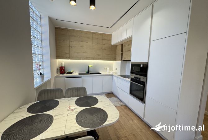 Shtepi me qera 1+1 ne Tirane - 650 Euro