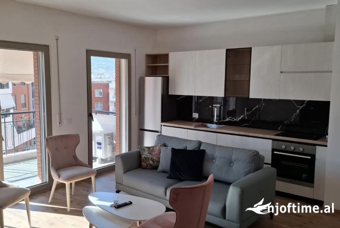 Shtepi me qera 1+1 ne Tirane - 600 Euro