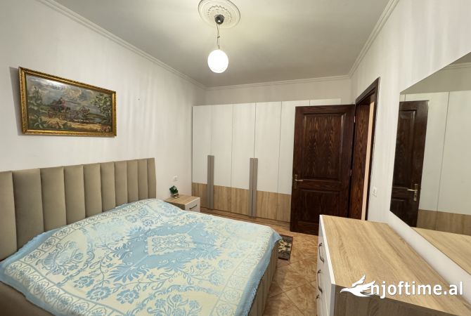 Shtepi me qera 2+1 ne Tirane - 550 Euro