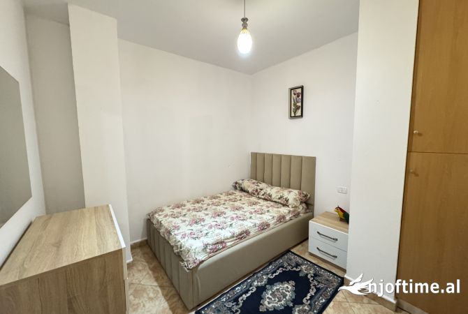 Shtepi me qera 2+1 ne Tirane - 550 Euro