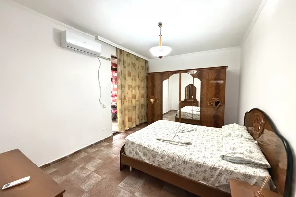 Shtepi me qera Apartament ne Tirane, 2+1, Mobilimi E mobiluar, Pagesa 600  Euro.